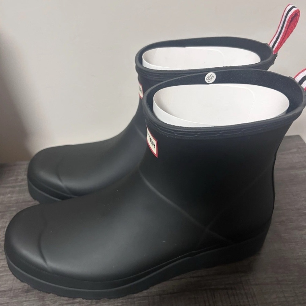 Hunter Women’s Play Short Boot Size 11